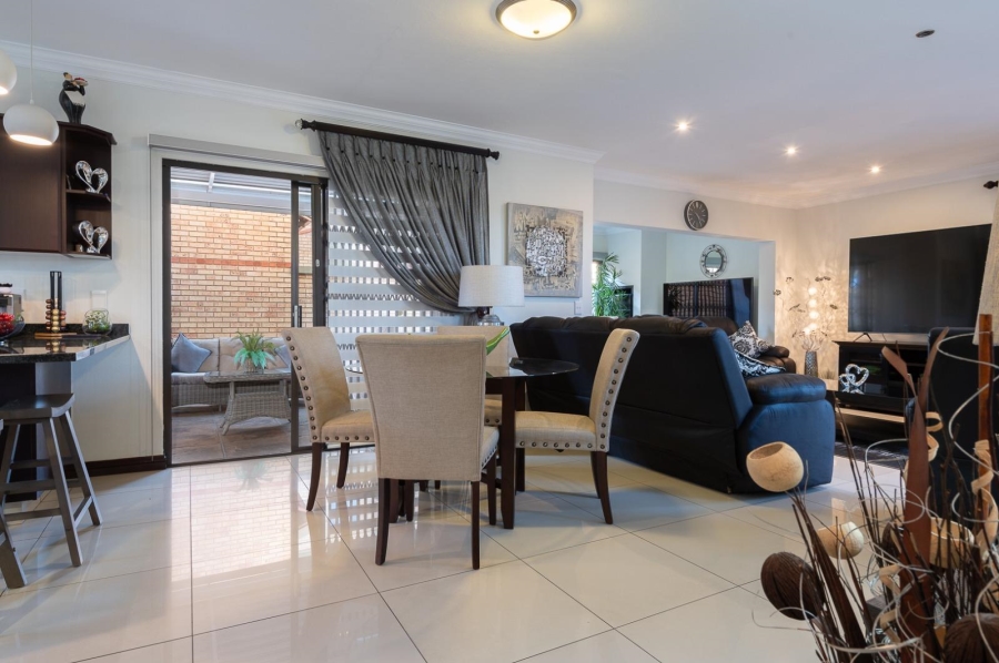 4 Bedroom Property for Sale in Brackenhurst Gauteng