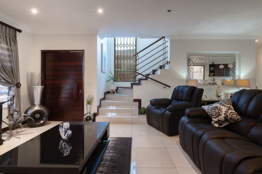 4 Bedroom Property for Sale in Brackenhurst Gauteng