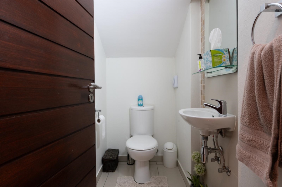4 Bedroom Property for Sale in Brackenhurst Gauteng
