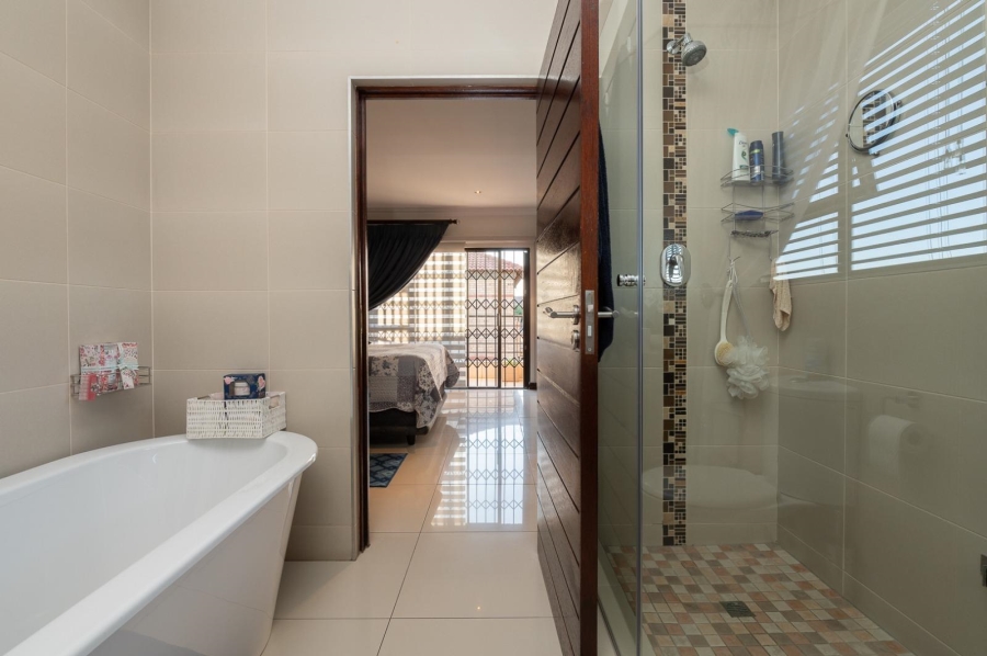 4 Bedroom Property for Sale in Brackenhurst Gauteng