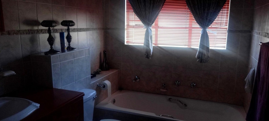 3 Bedroom Property for Sale in Randhart Gauteng
