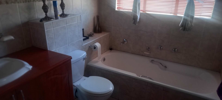 3 Bedroom Property for Sale in Randhart Gauteng