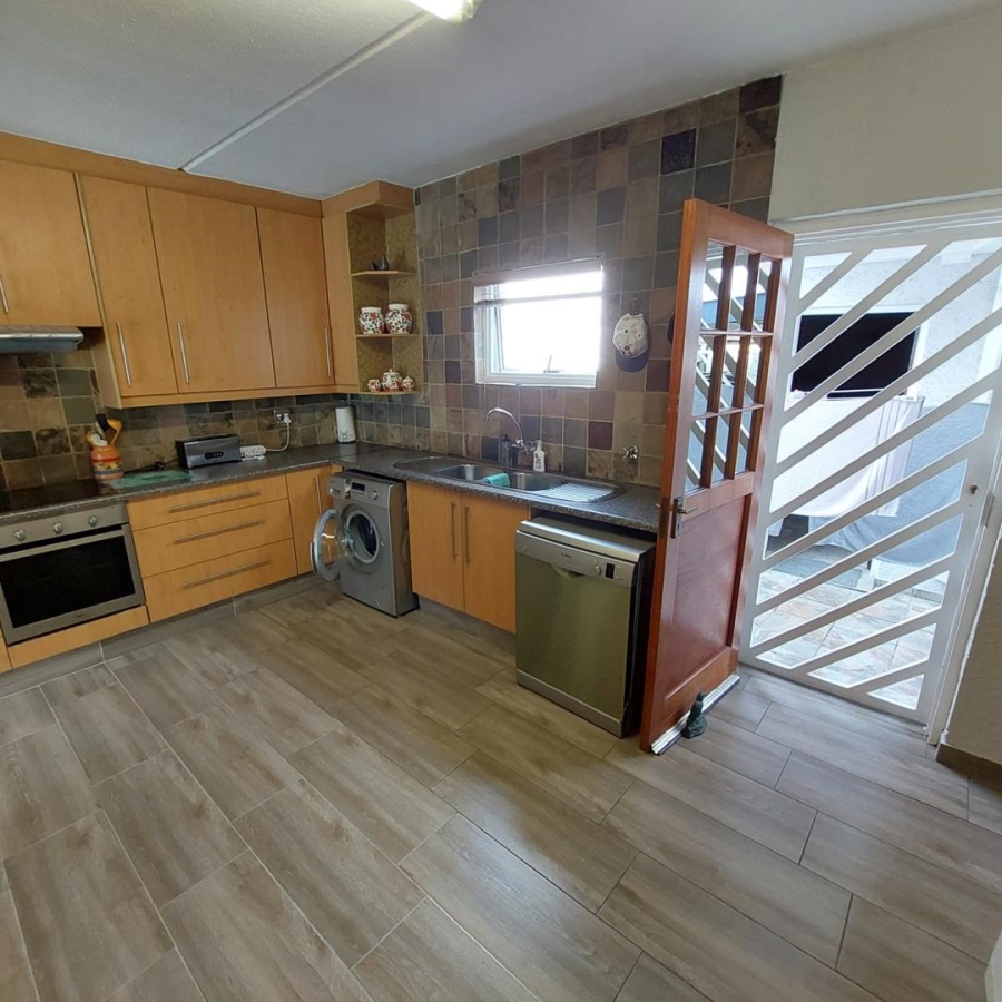 2 Bedroom Property for Sale in Meyersdal Gauteng
