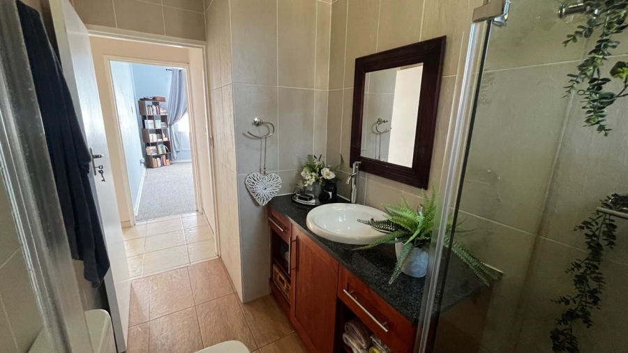 3 Bedroom Property for Sale in Verwoerdpark Gauteng