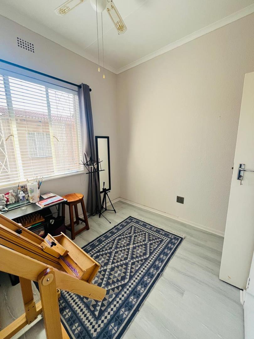 3 Bedroom Property for Sale in Verwoerdpark Gauteng