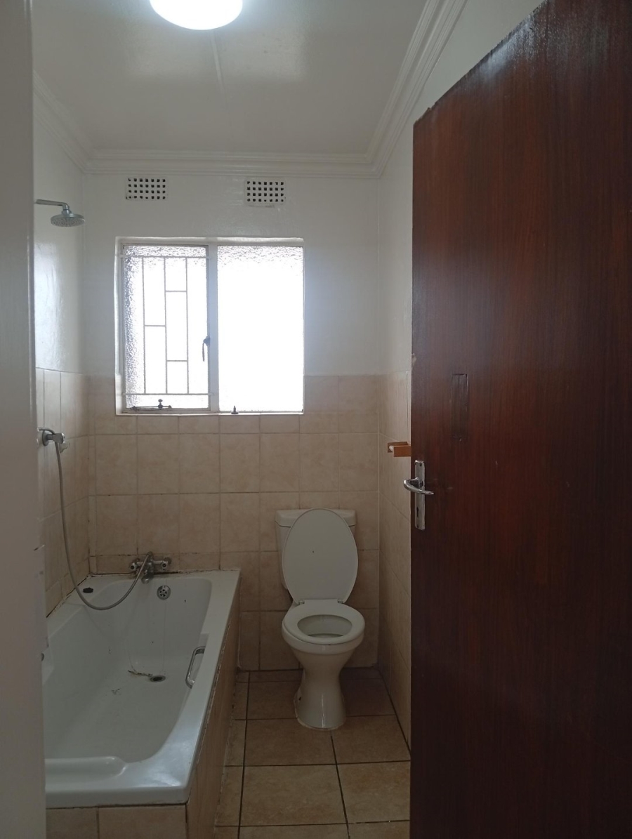 To Let 2 Bedroom Property for Rent in Brentwood Park Gauteng