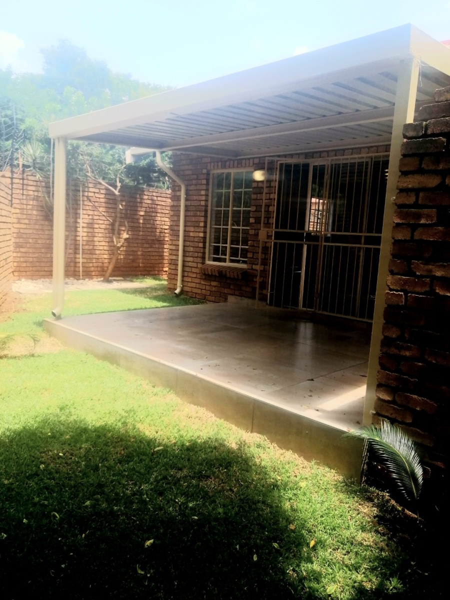 To Let 2 Bedroom Property for Rent in Highveld Gauteng