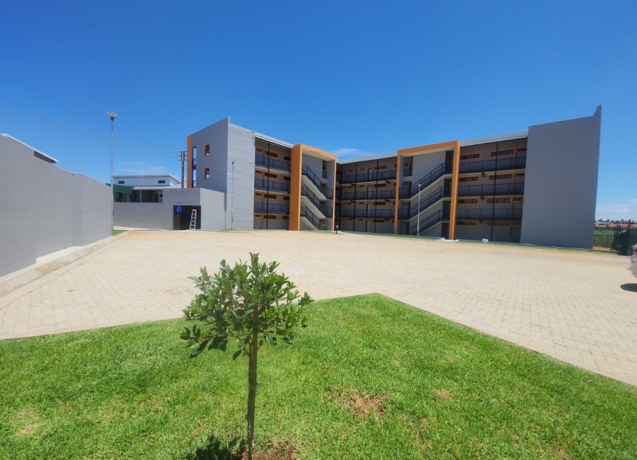 To Let 2 Bedroom Property for Rent in Protea Glen Gauteng