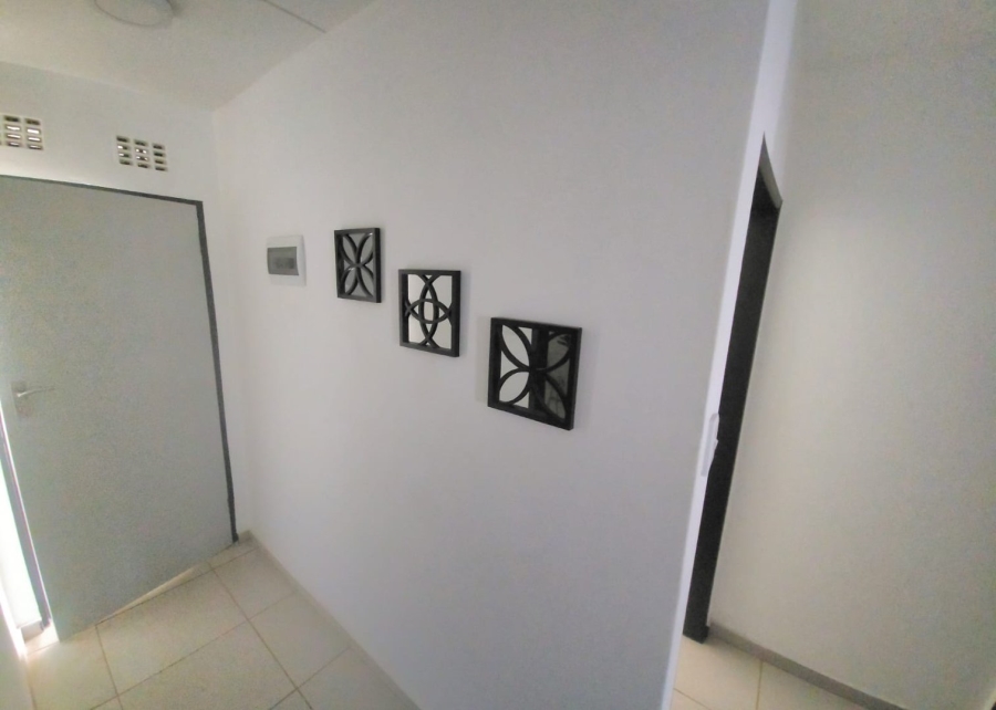 To Let 2 Bedroom Property for Rent in Protea Glen Gauteng