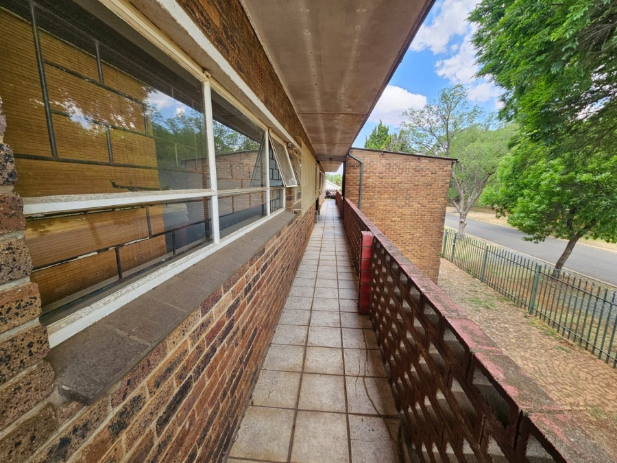 Commercial Property for Sale in Dunnottar Gauteng