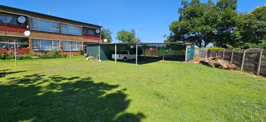 Commercial Property for Sale in Dunnottar Gauteng