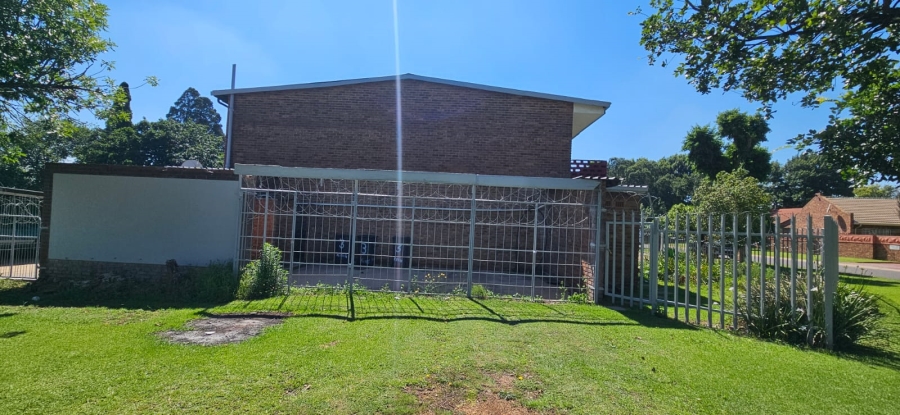 Commercial Property for Sale in Dunnottar Gauteng