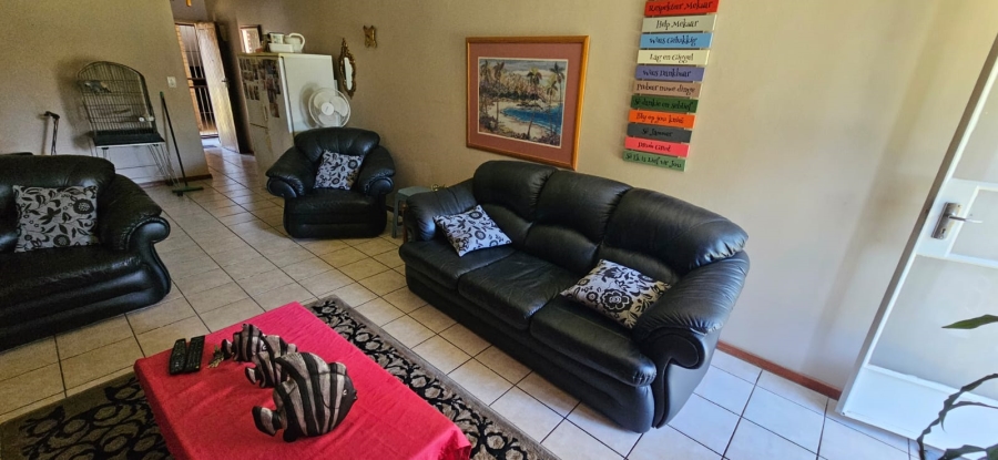 Commercial Property for Sale in Dunnottar Gauteng