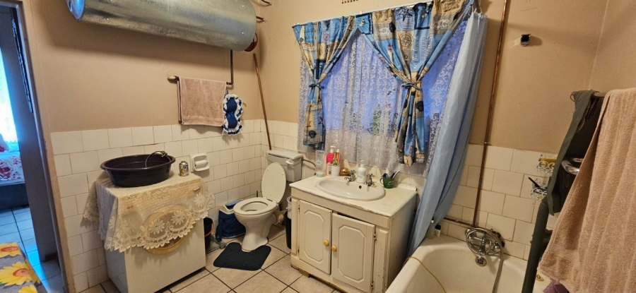 Commercial Property for Sale in Dunnottar Gauteng