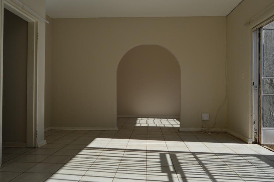 To Let 3 Bedroom Property for Rent in Fairland Gauteng