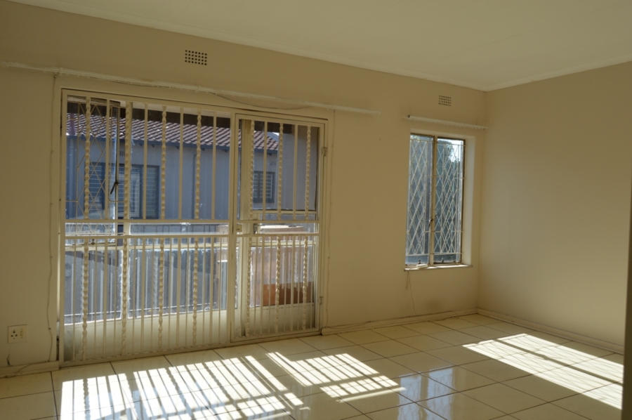 To Let 3 Bedroom Property for Rent in Fairland Gauteng