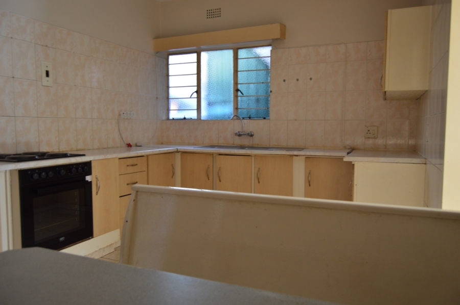 To Let 3 Bedroom Property for Rent in Fairland Gauteng