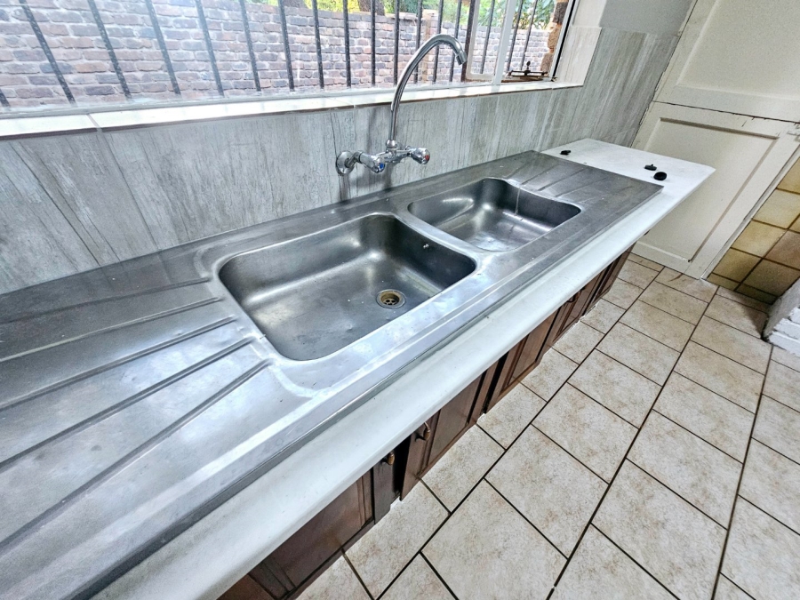 To Let 3 Bedroom Property for Rent in Mnandi Gauteng