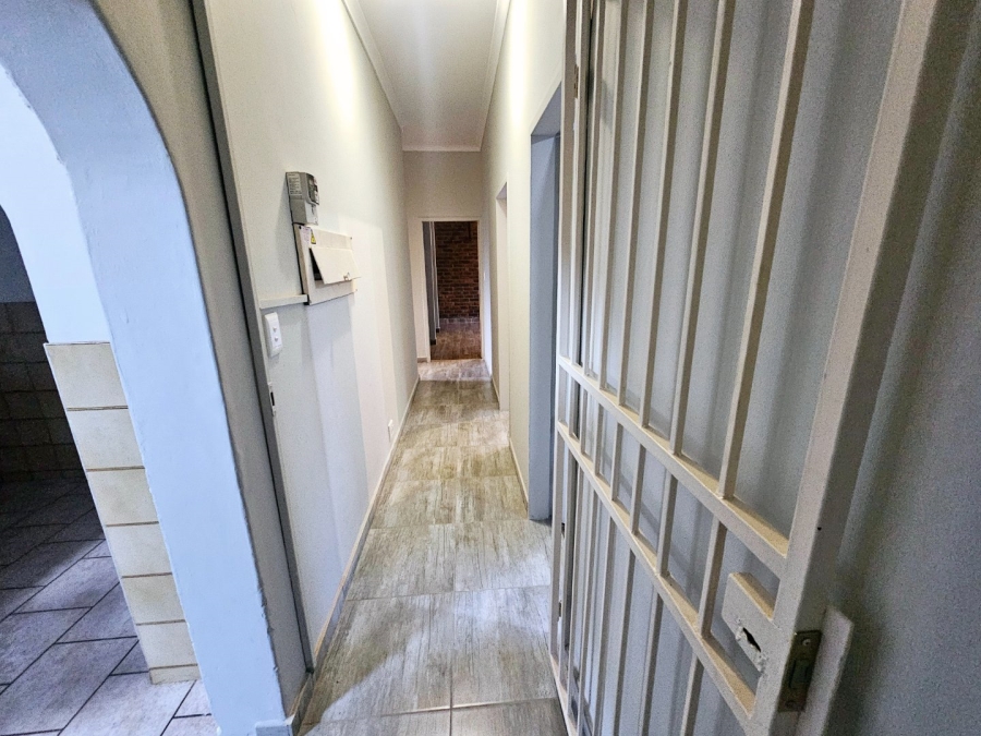 To Let 3 Bedroom Property for Rent in Mnandi Gauteng