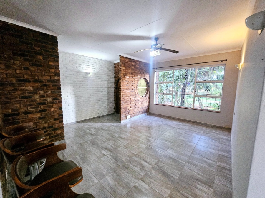 To Let 3 Bedroom Property for Rent in Mnandi Gauteng