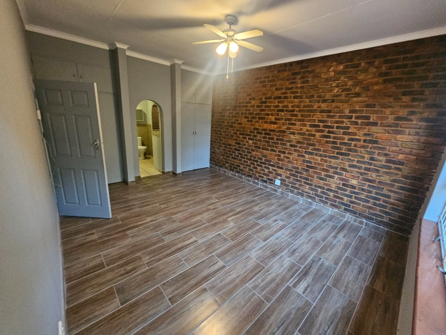 To Let 3 Bedroom Property for Rent in Mnandi Gauteng