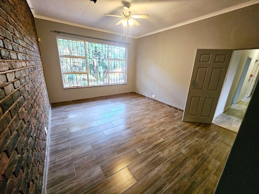 To Let 3 Bedroom Property for Rent in Mnandi Gauteng