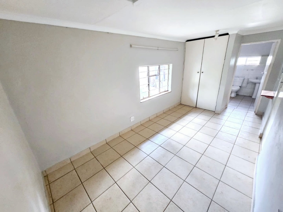 To Let 1 Bedroom Property for Rent in Mnandi Gauteng