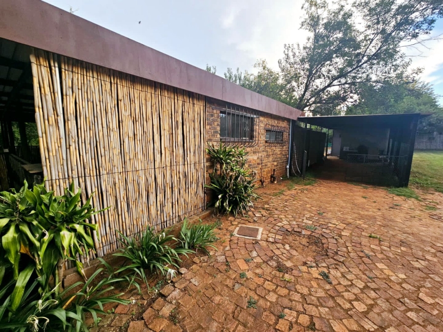 To Let 1 Bedroom Property for Rent in Mnandi Gauteng