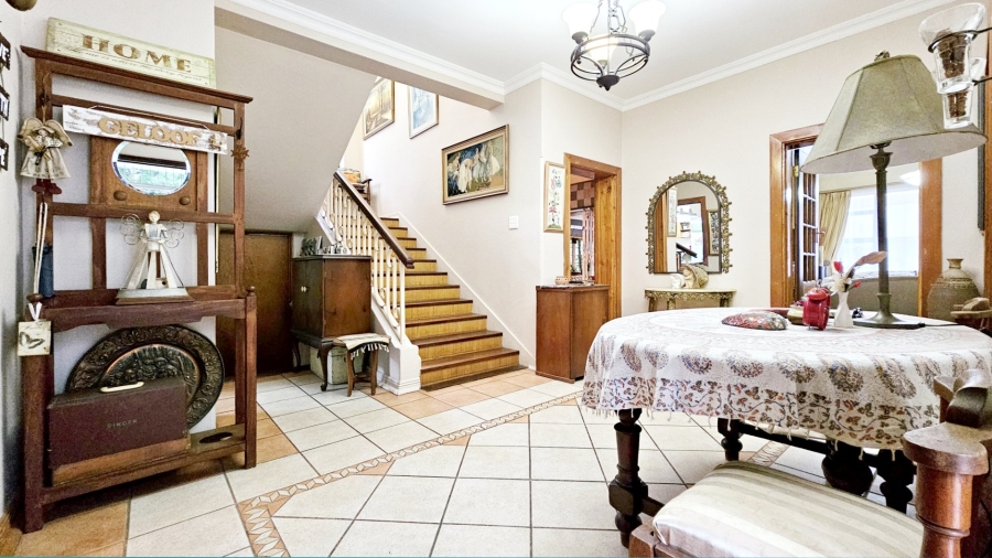 5 Bedroom Property for Sale in Three Rivers Gauteng