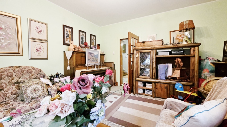 5 Bedroom Property for Sale in Three Rivers Gauteng