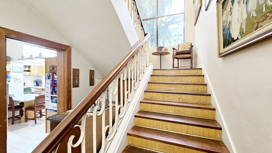 5 Bedroom Property for Sale in Three Rivers Gauteng