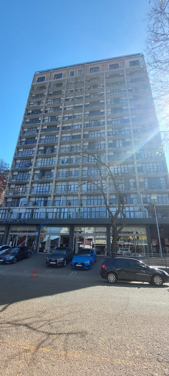 To Let 1 Bedroom Property for Rent in Braamfontein Gauteng