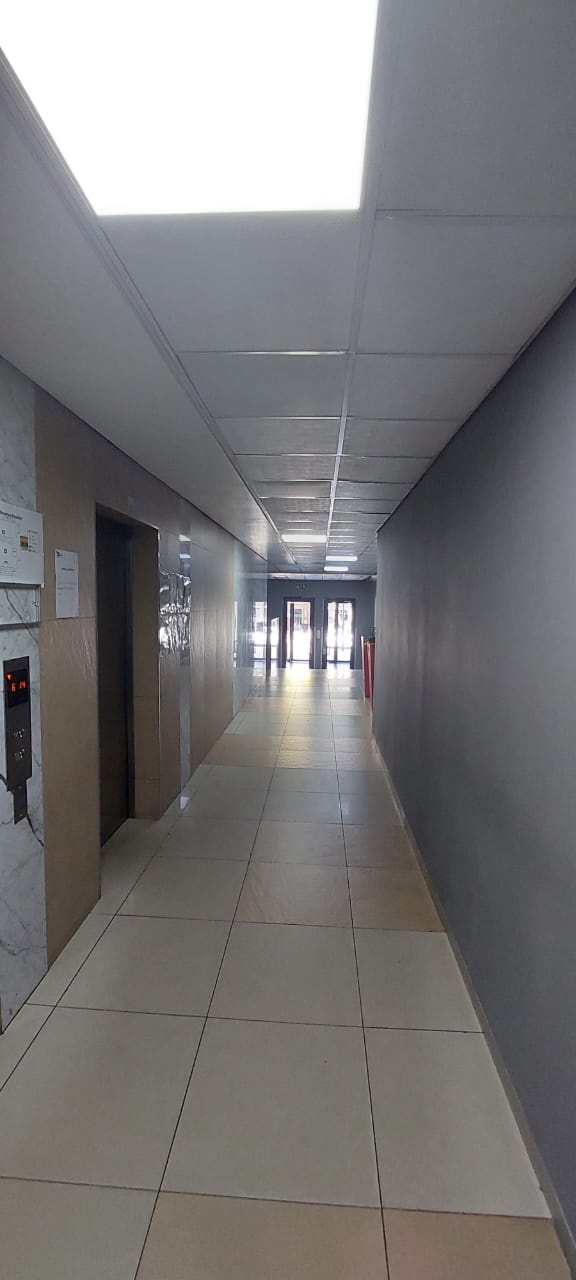 To Let 1 Bedroom Property for Rent in Braamfontein Gauteng