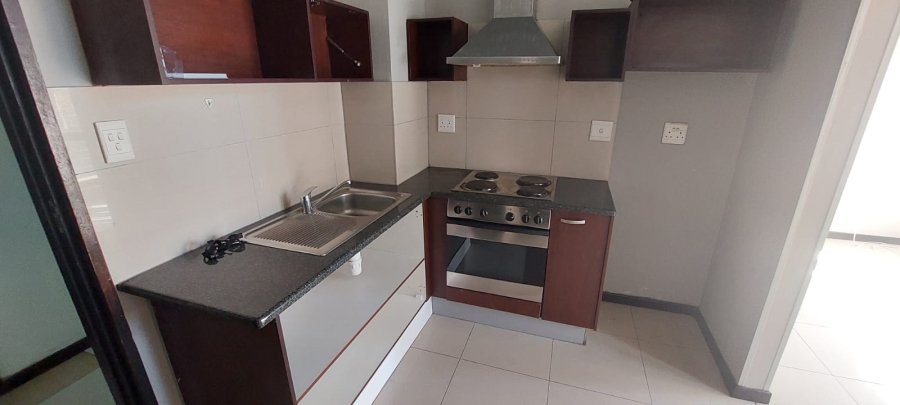 To Let 1 Bedroom Property for Rent in Braamfontein Gauteng