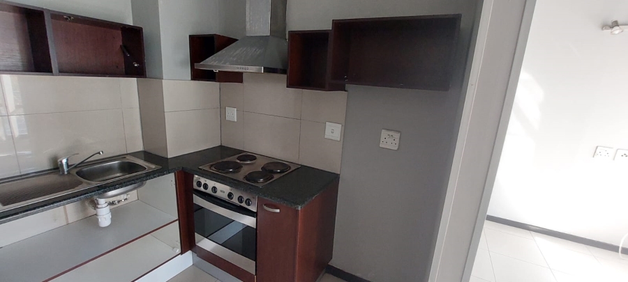 To Let 1 Bedroom Property for Rent in Braamfontein Gauteng