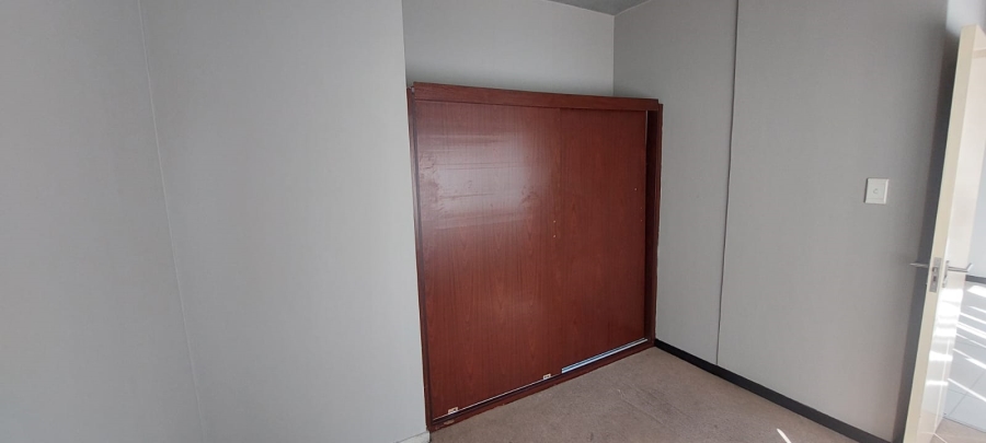 To Let 1 Bedroom Property for Rent in Braamfontein Gauteng