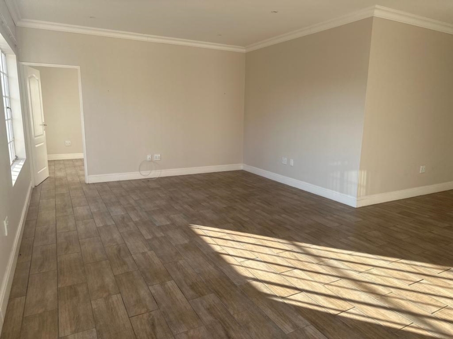 3 Bedroom Property for Sale in Wilgeheuwel Gauteng