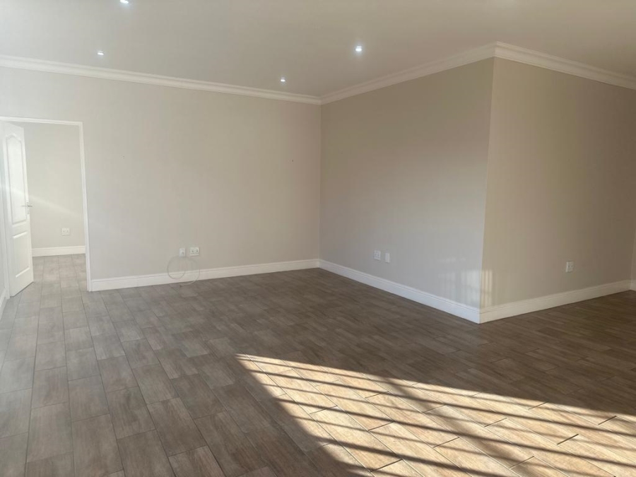 3 Bedroom Property for Sale in Wilgeheuwel Gauteng