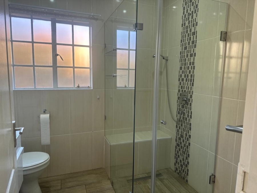 3 Bedroom Property for Sale in Wilgeheuwel Gauteng