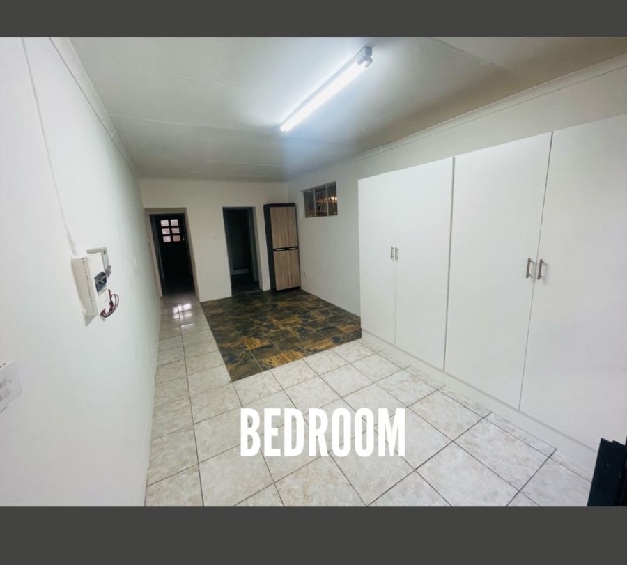 To Let 1 Bedroom Property for Rent in Witfield Gauteng