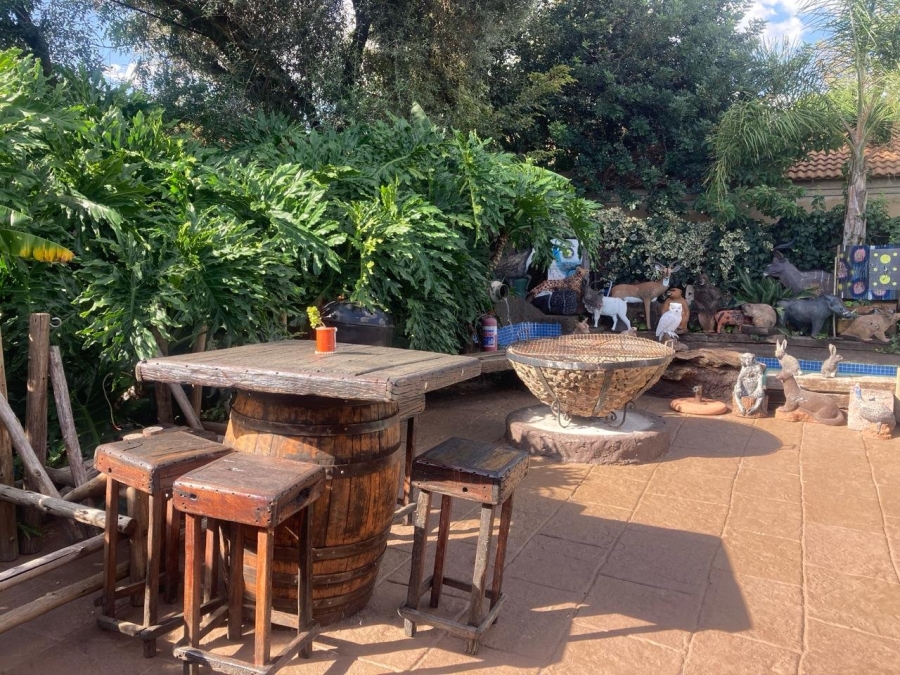 4 Bedroom Property for Sale in Lindhaven Gauteng