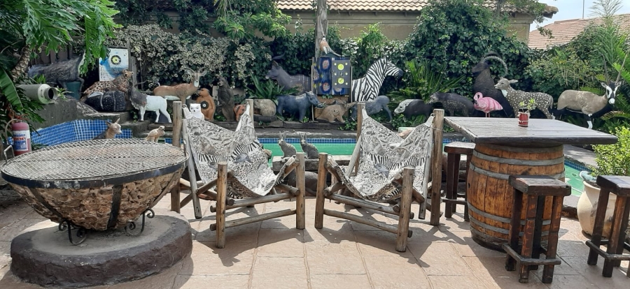 4 Bedroom Property for Sale in Lindhaven Gauteng