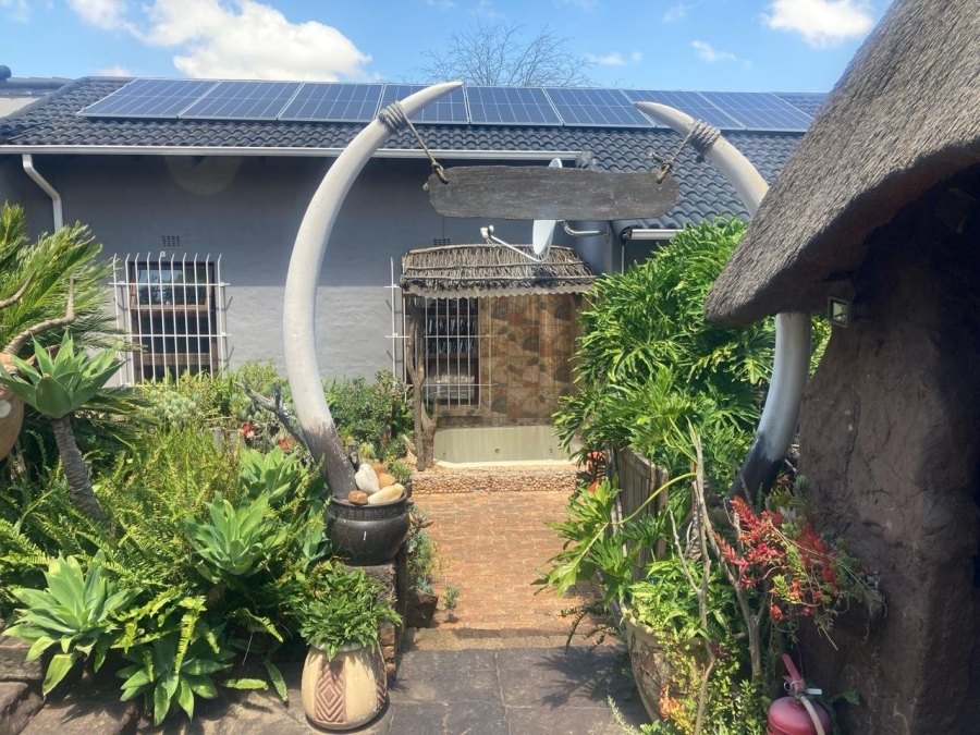 4 Bedroom Property for Sale in Lindhaven Gauteng