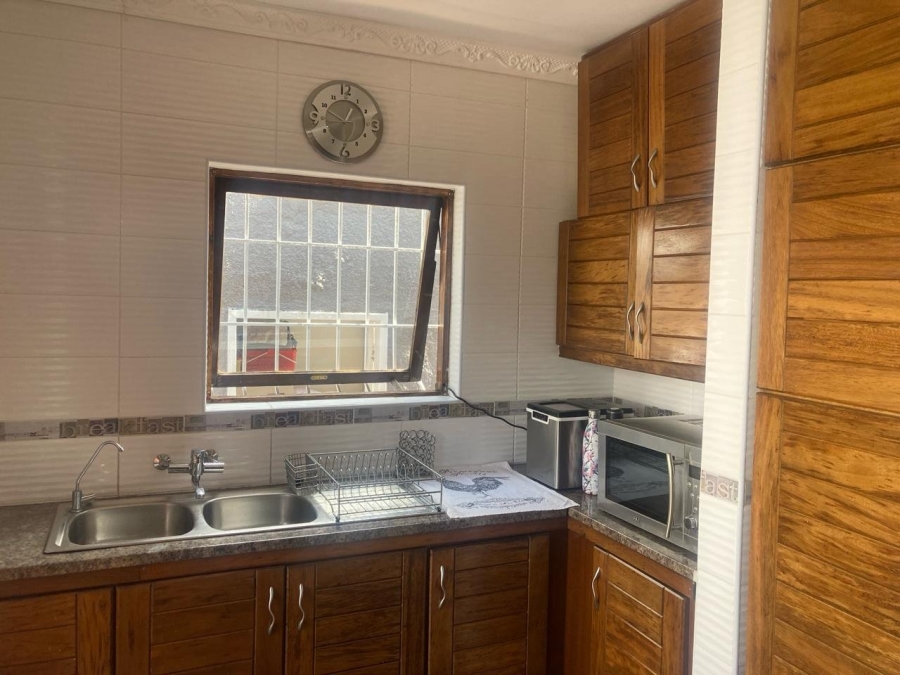 4 Bedroom Property for Sale in Lindhaven Gauteng