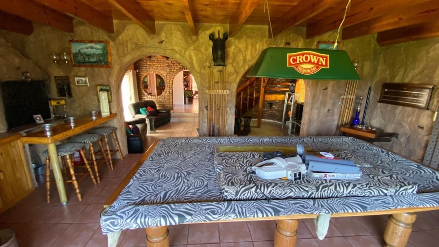 4 Bedroom Property for Sale in Carletonville Central Gauteng