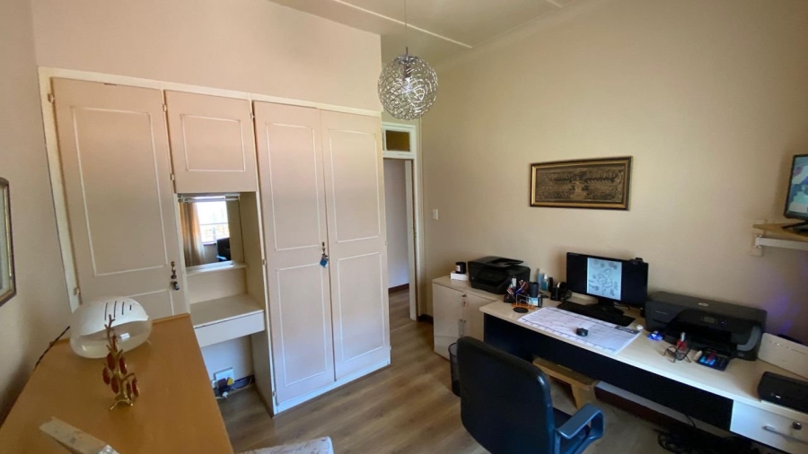 4 Bedroom Property for Sale in Carletonville Central Gauteng