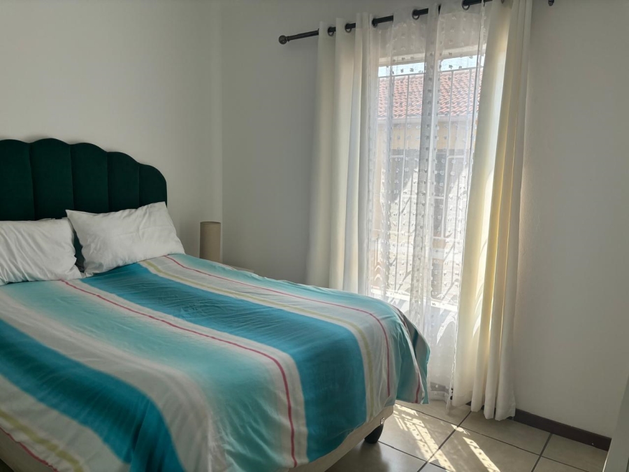 To Let 2 Bedroom Property for Rent in Ormonde View Gauteng