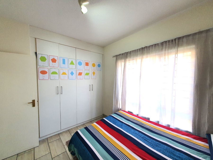 To Let 2 Bedroom Property for Rent in Lonehill Gauteng