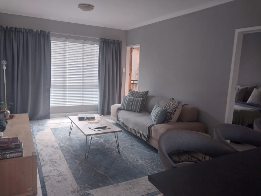 1 Bedroom Property for Sale in Newmark Estate Gauteng