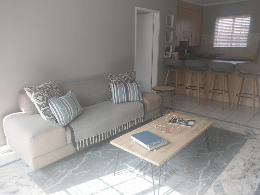 1 Bedroom Property for Sale in Newmark Estate Gauteng